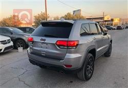 جیپ گراند شیرۆکی